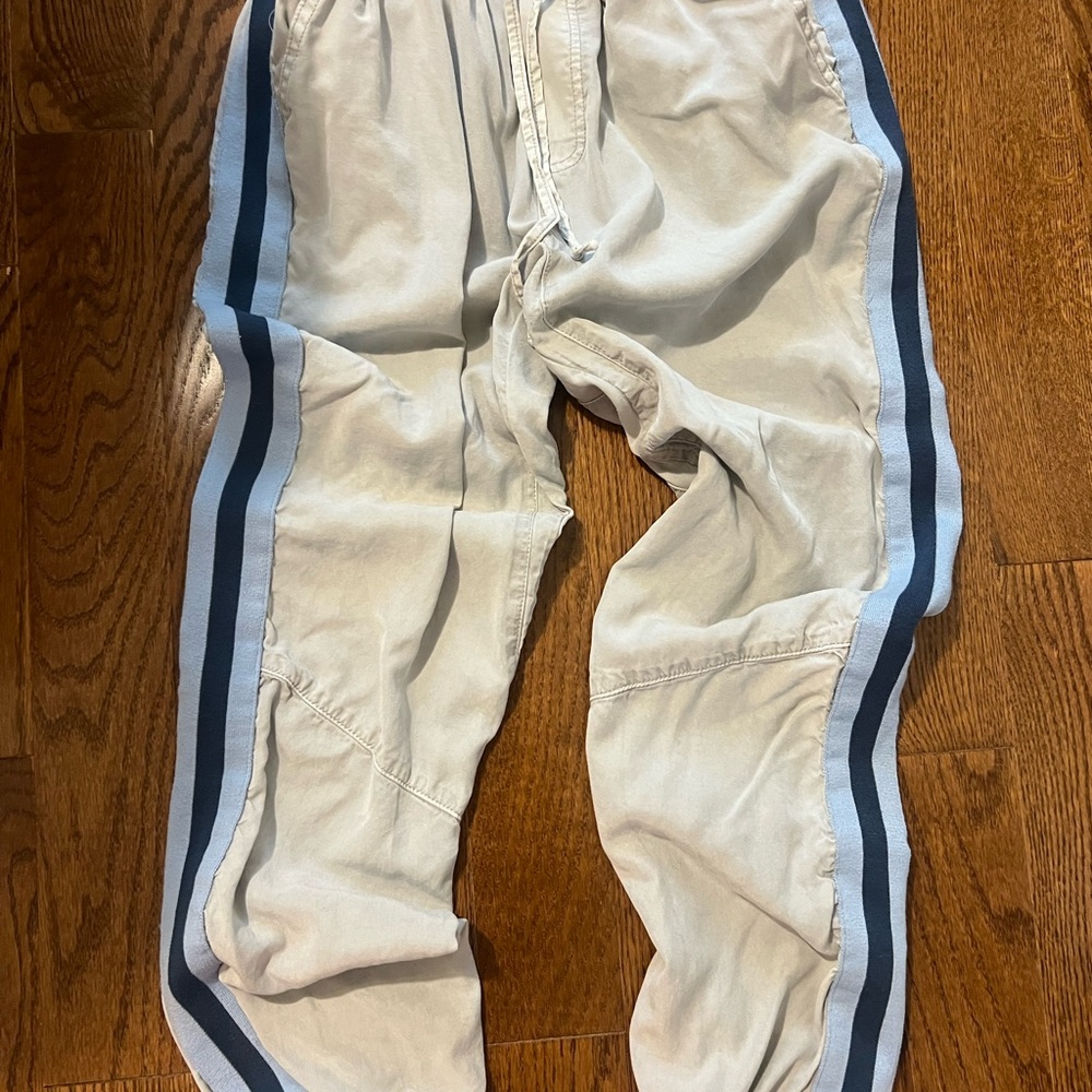 VINTAGE HAVANA Stylish Bottoms with Blue Stripes